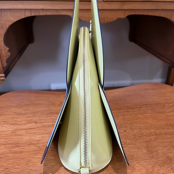 Kate Spade Novelty Butterfly Crossbody Bag 🦋 - Picture 4 of 6